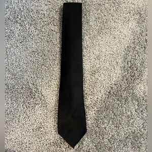 Geoffrey Beene neck tie